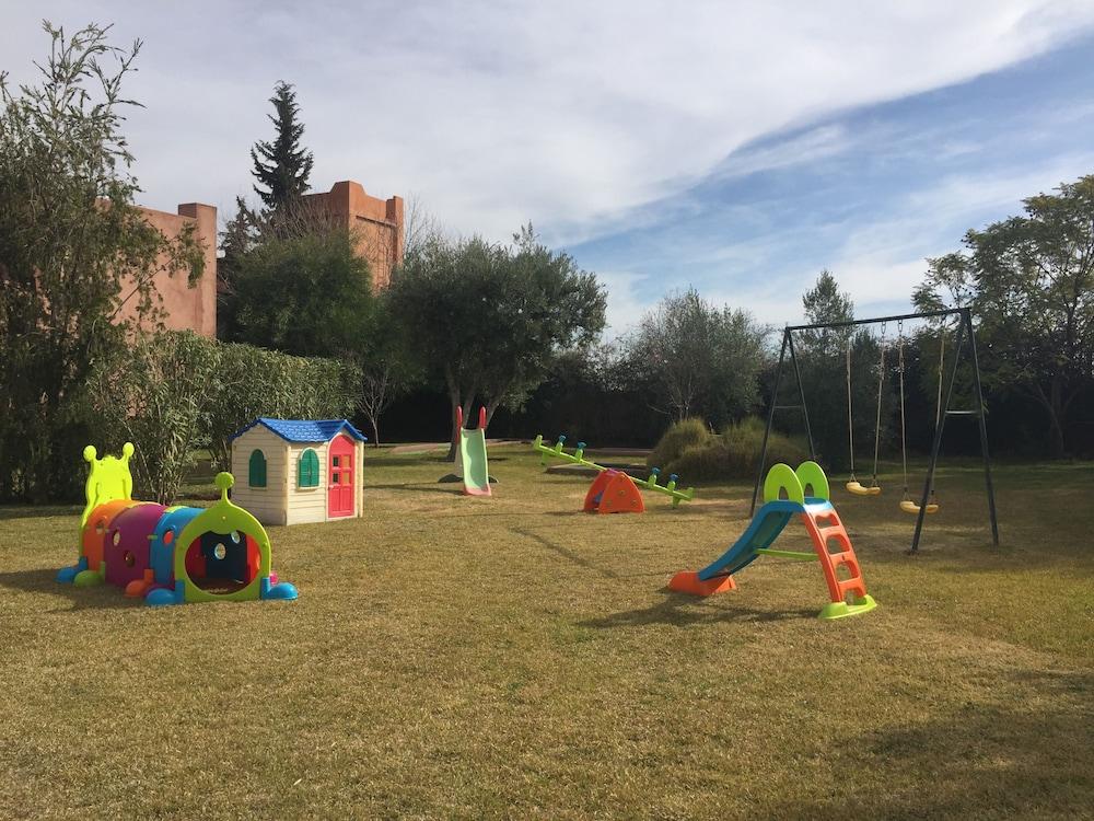 Les Jardins De Zyriab Bed & Breakfast Aït Hamid Exterior foto