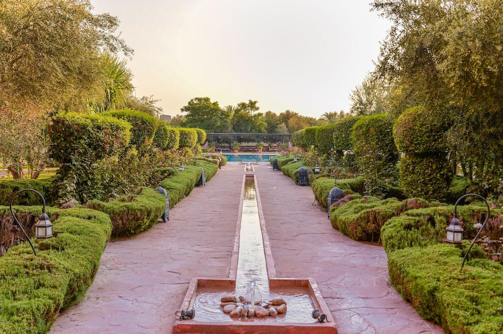 Les Jardins De Zyriab Bed & Breakfast Aït Hamid Exterior foto